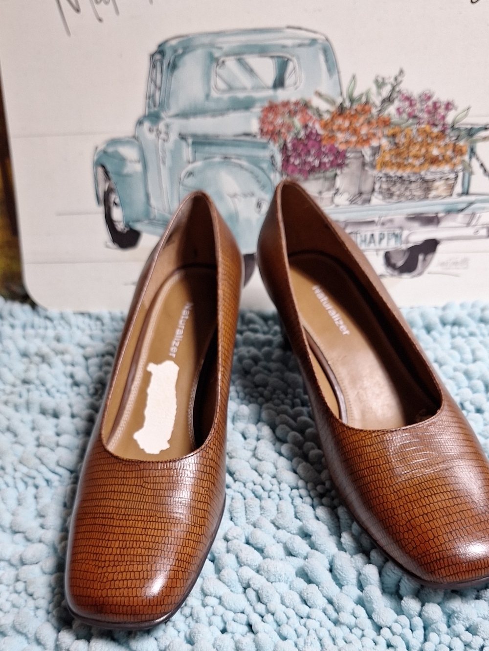 Naturalizer Brown Lizard-Embossed Square-Toe Pumps